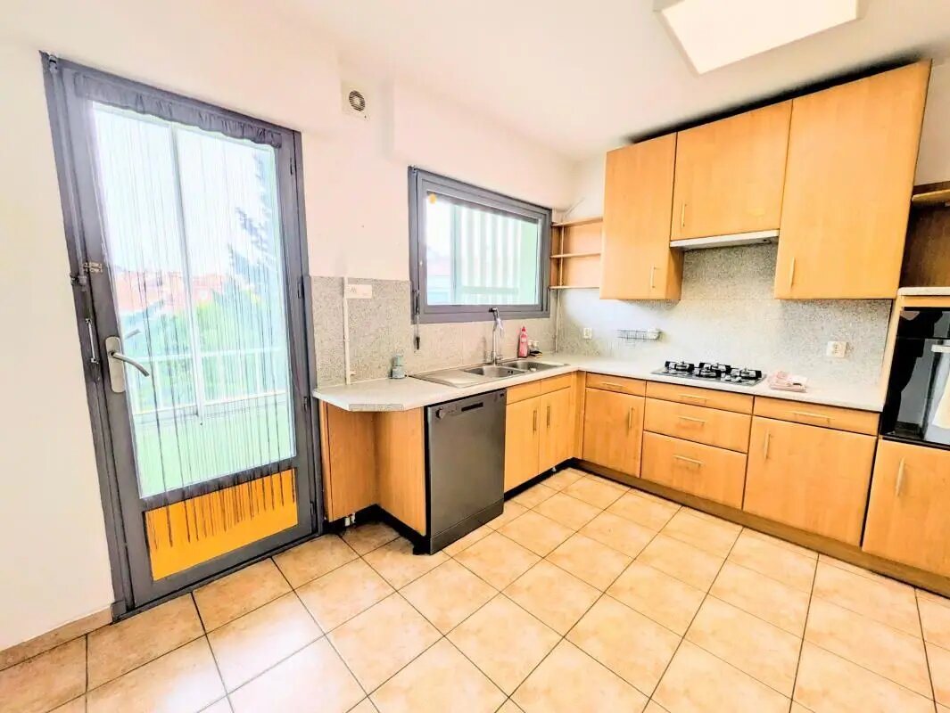 Appartement à louer, 68m², La Valette-du-Var