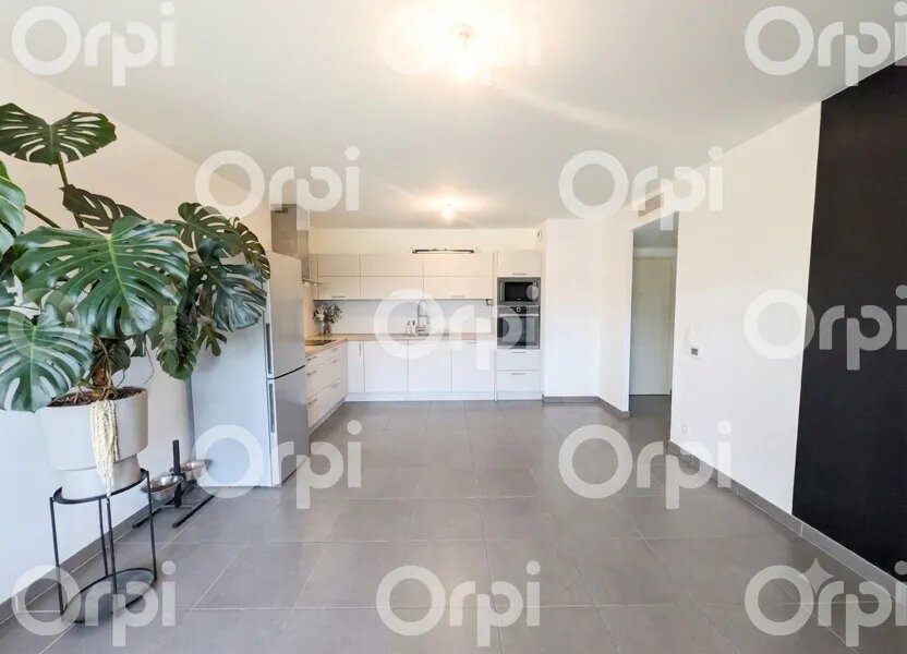 Appartement à louer, 58m², Toulon