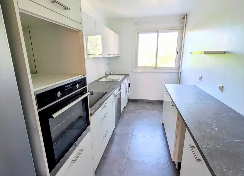 Appartement à louer, 69m², Toulon