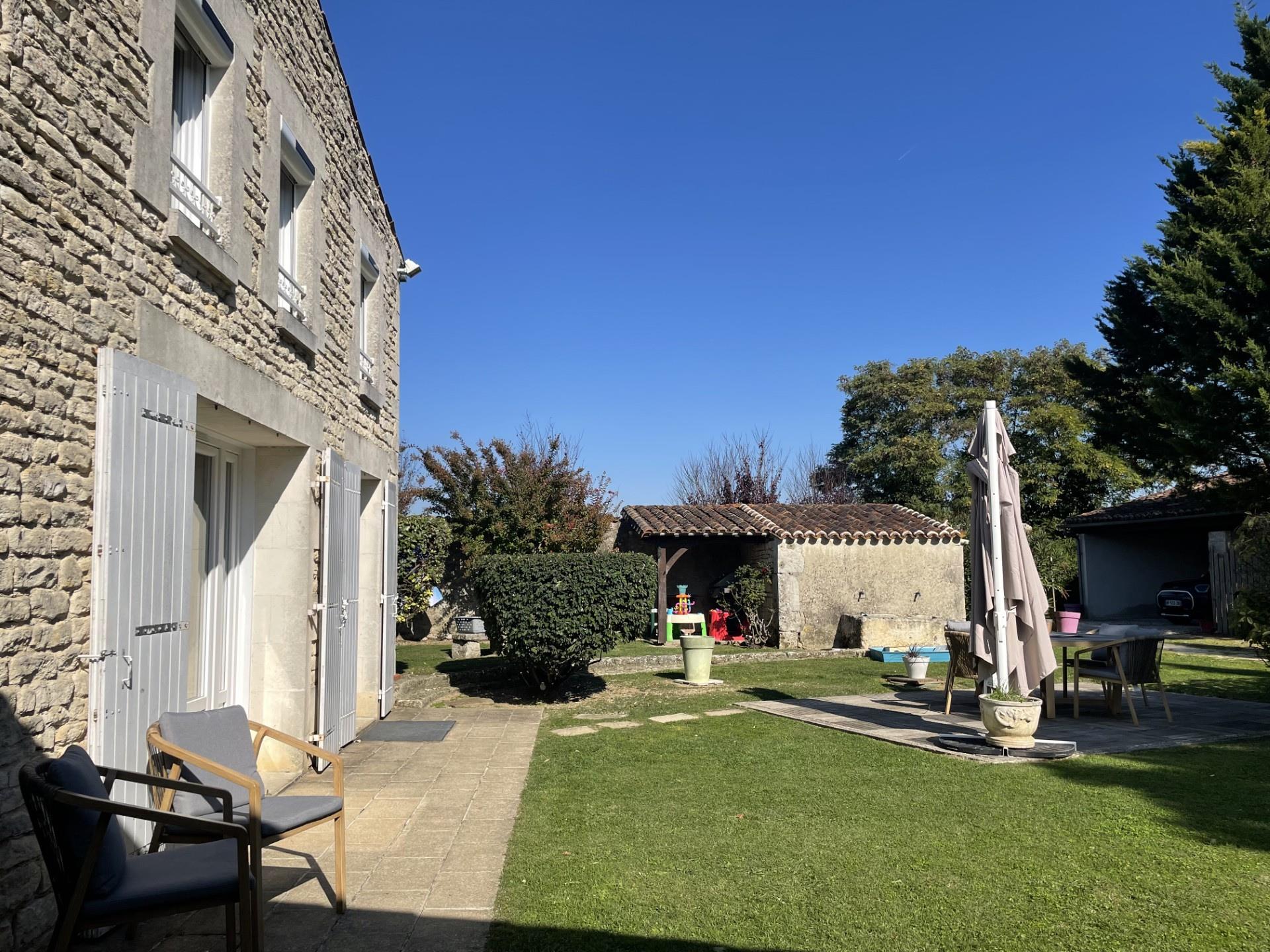 Maison à vendre, 420m², Prignac