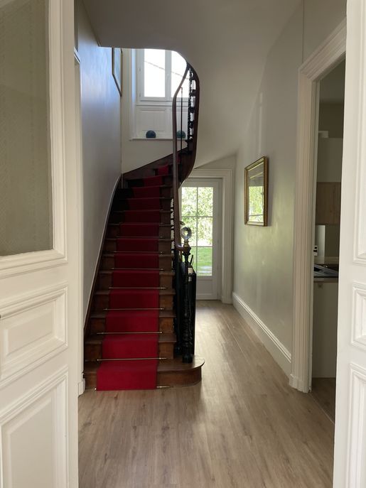 Maison 8 pièces 185 m² · à Cognac · 185 m² · 430 000 €