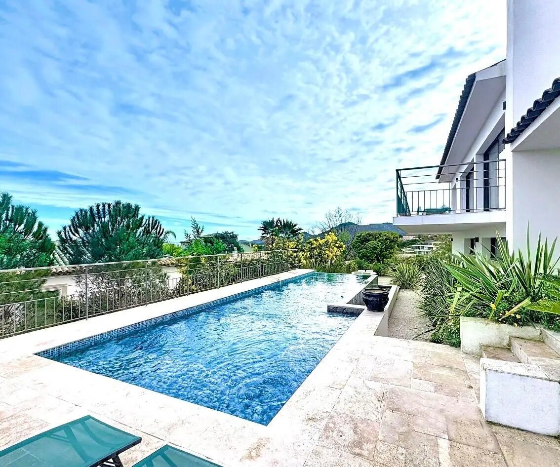 Maison à vendre, 180m², Les Adrets-de-l'Estérel