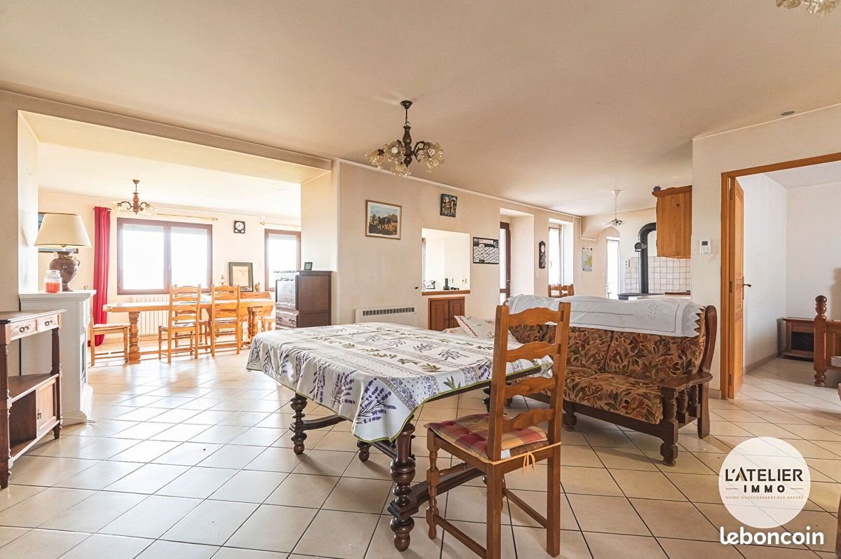 Maison à vendre, 218m², Mareuil-en-Brie