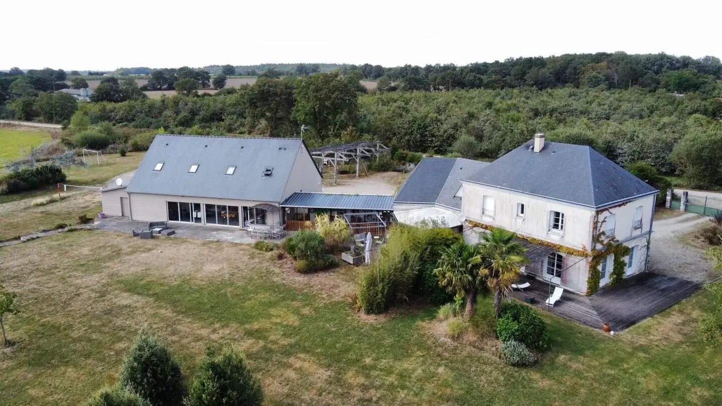 Maison à vendre, 402m², Château-Gontier