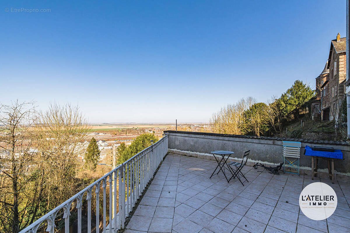 Appartement à vendre, 184m², Laon