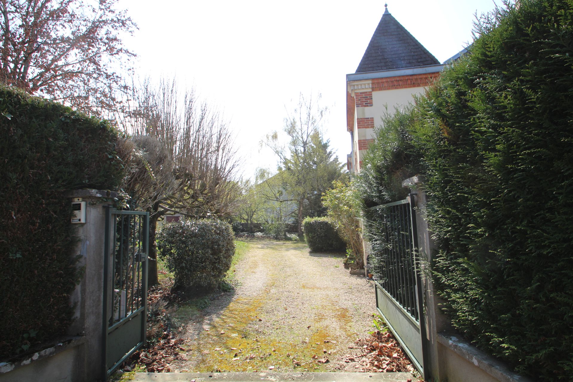 Maison à vendre, 226m², Bourbon-Lancy