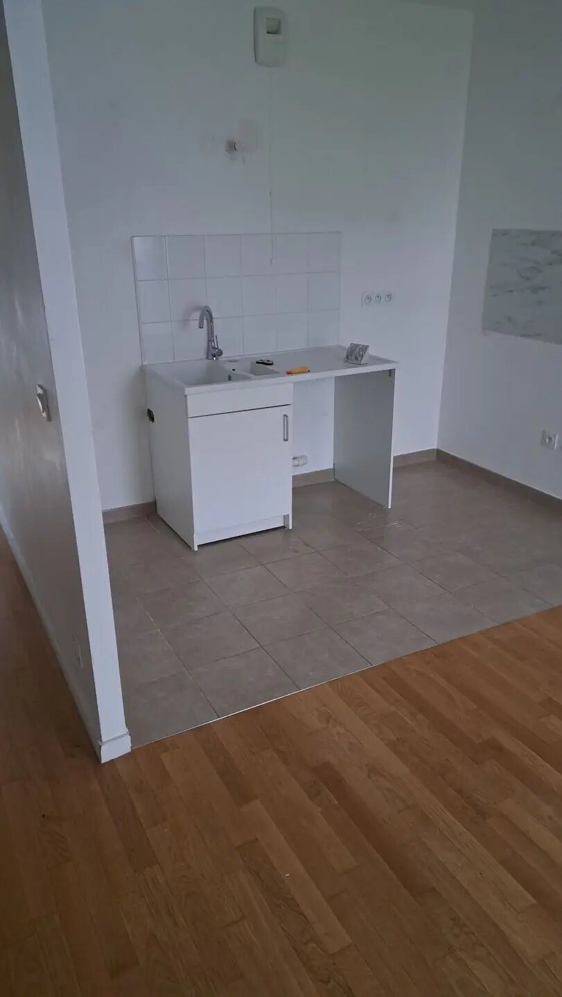 Appartement à louer, 83m², Clichy