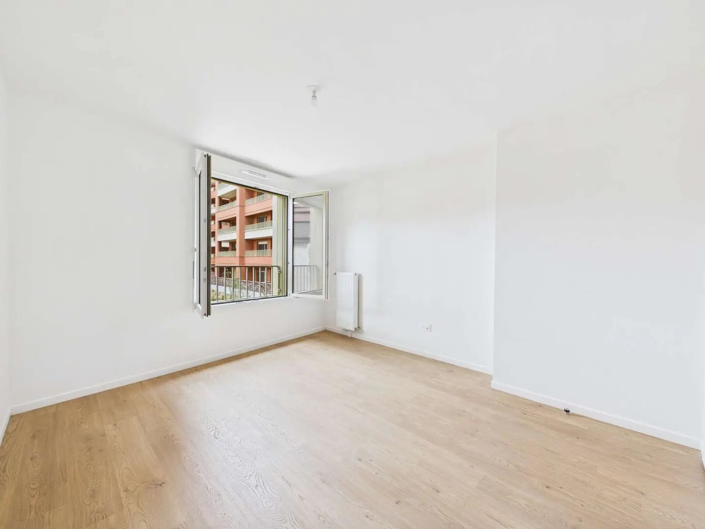 Appartement à louer, 67m², La Courneuve