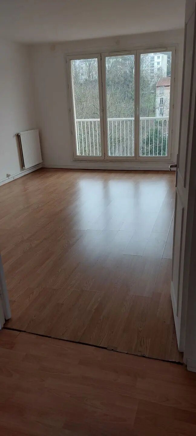 Appartement à louer, 79m², Sèvres