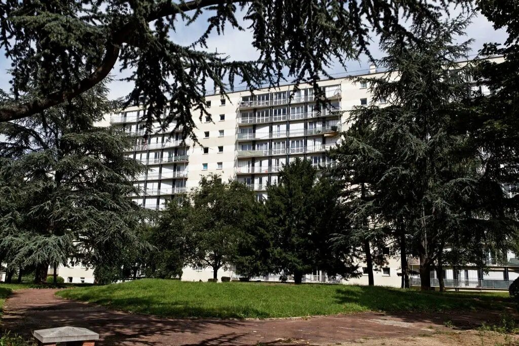 Appartement à louer, 81m², Montrouge