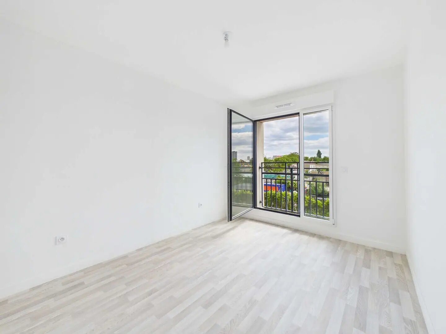 Appartement à louer, 85m², Aubervilliers