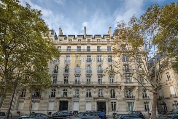 Appartement à louer, 144m², Paris 8ème