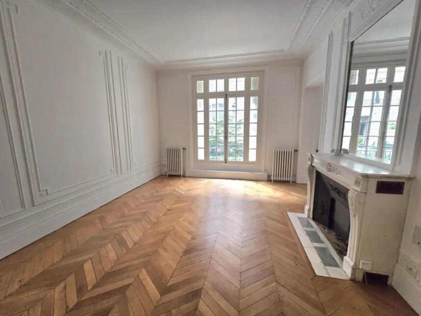 Appartement à louer, 144m², Paris 8ème