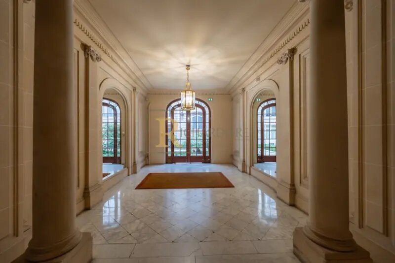 Appartement à louer, 113m², Paris 8ème