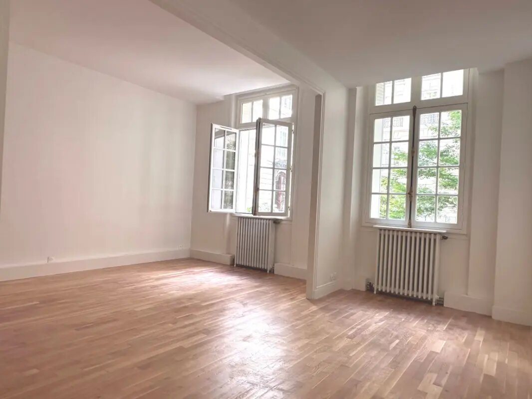 Appartement à louer, 113m², Paris 8ème