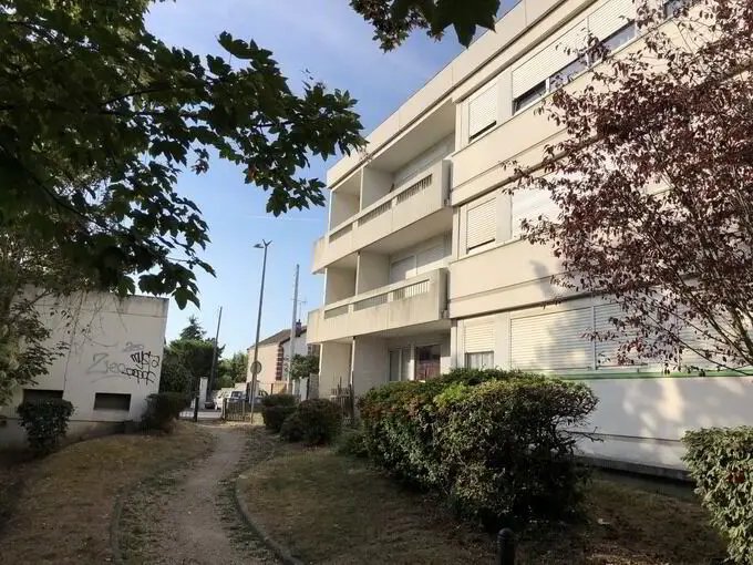 Appartement à louer, 83m², Houilles