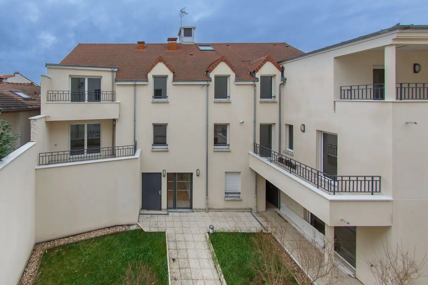 Appartement à louer, 85m², Bougival