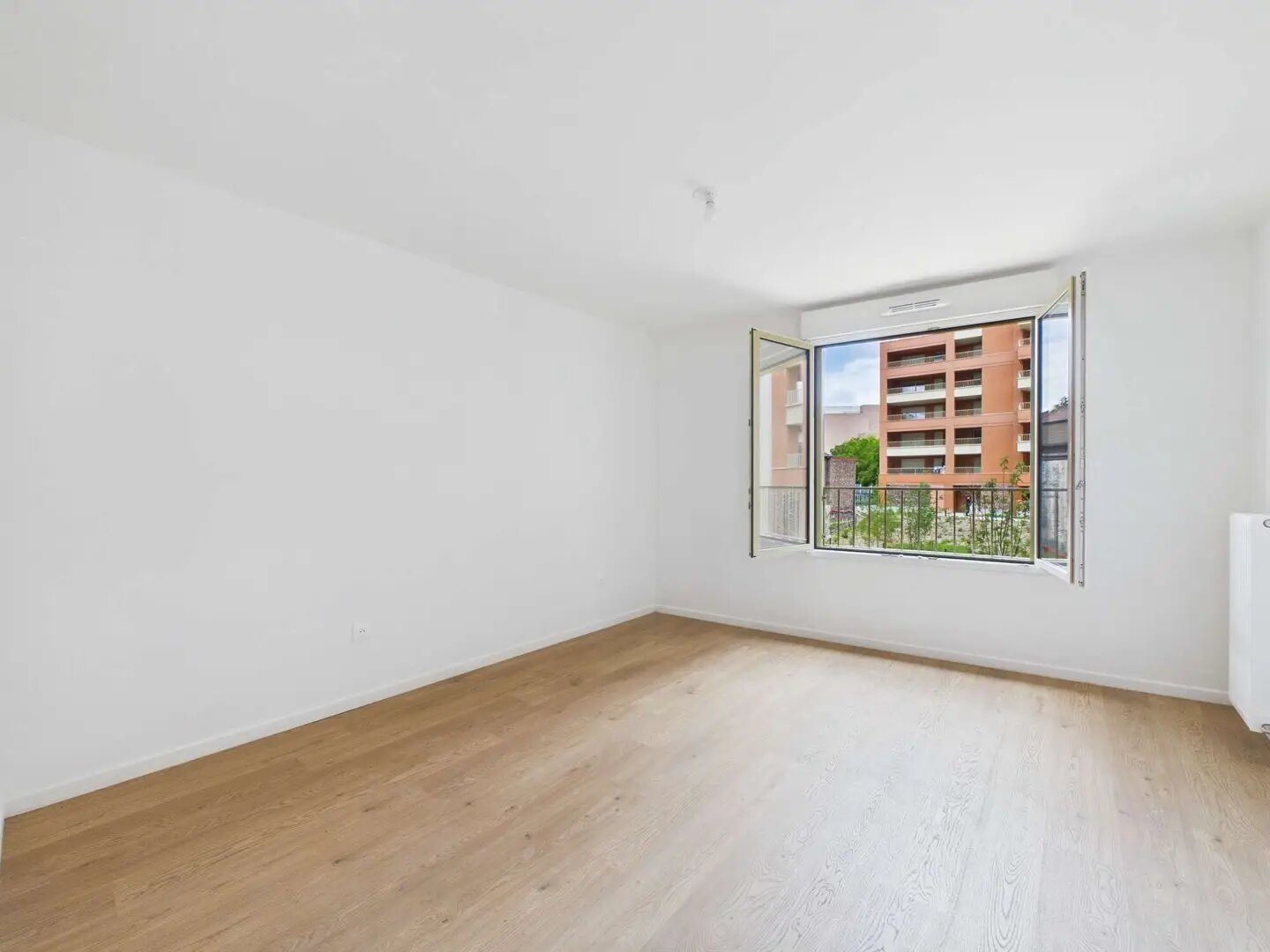 Appartement à louer, 90m², La Courneuve