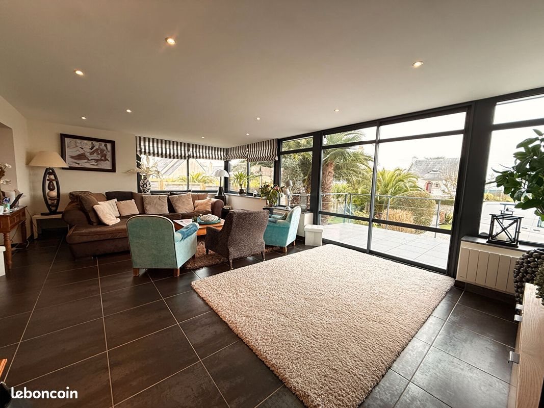 Maison à louer, 145m², Carantec