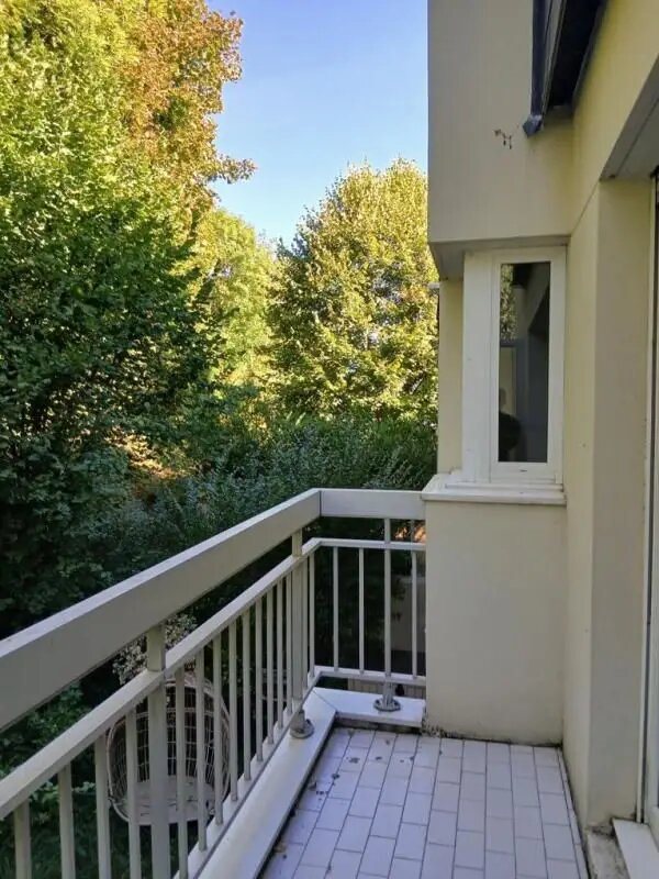 Appartement à louer, 79m², La Celle-Saint-Cloud