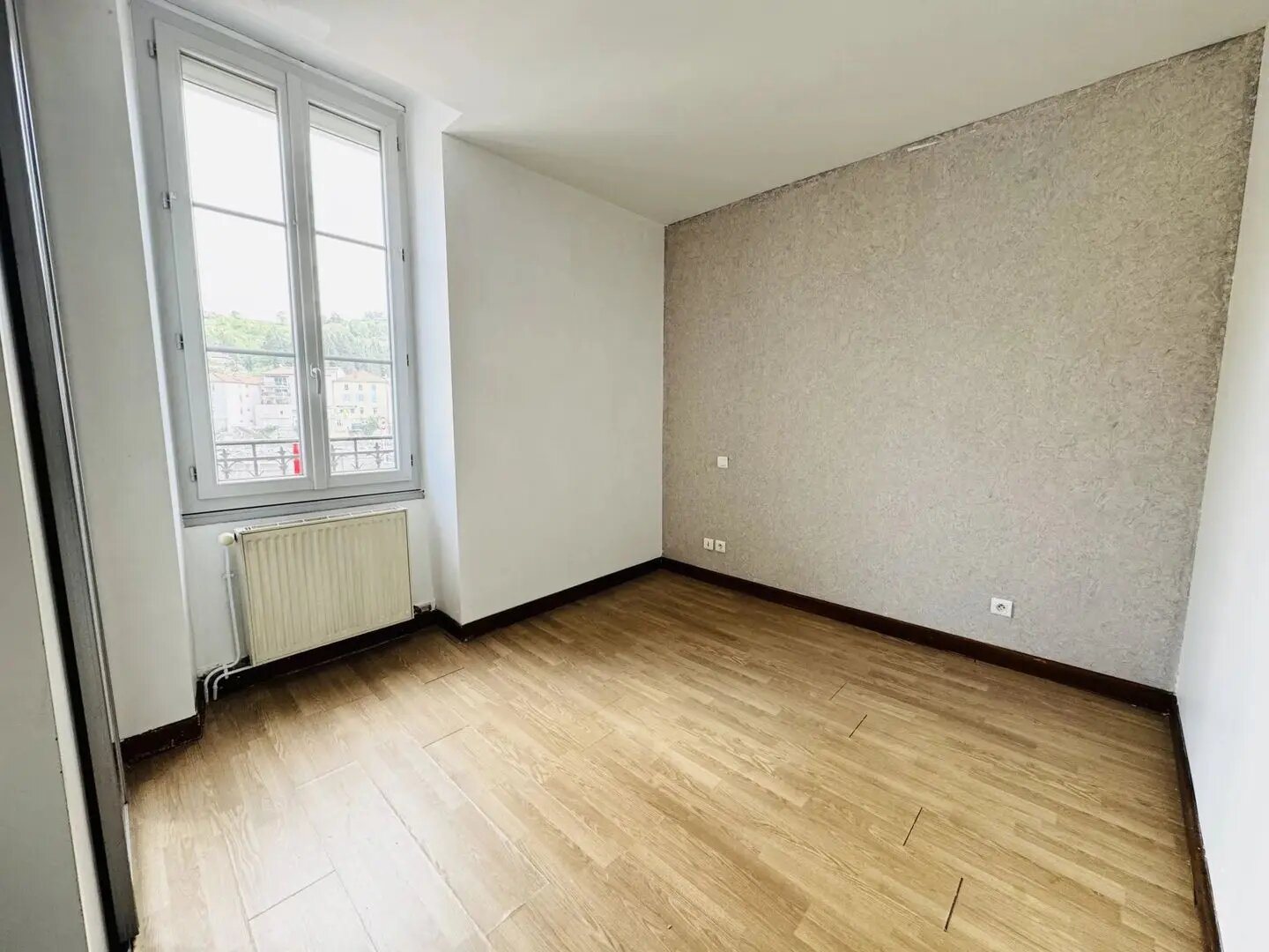 Appartement à louer, 48m², Brives-Charensac