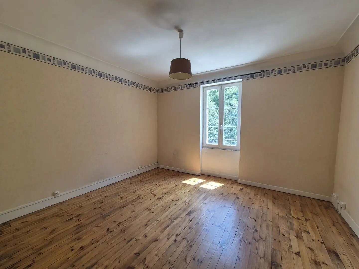 Maison à vendre, 90m², Laussonne