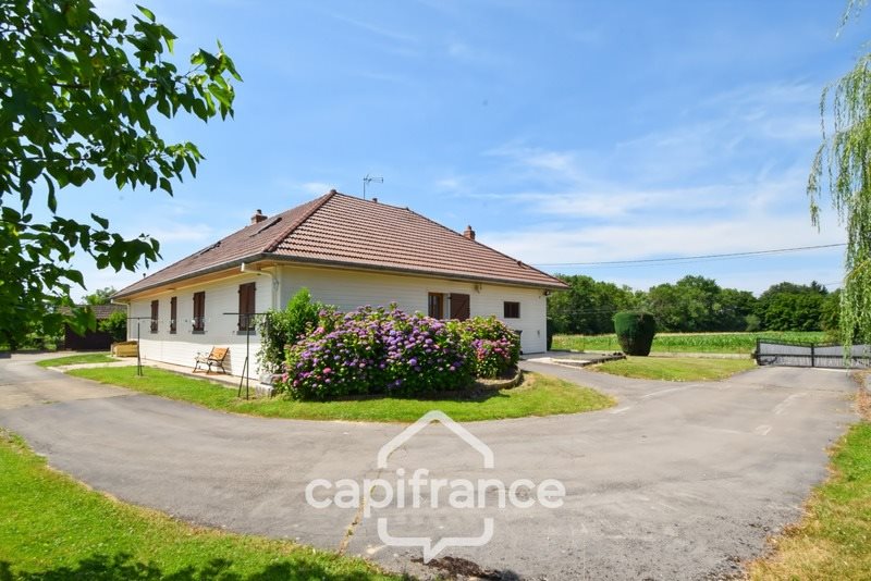 Maison à vendre, 170m², Pierre-de-Bresse