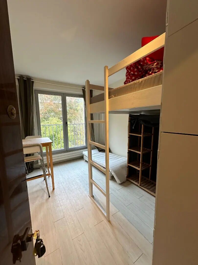 Appartement à louer, 14m², Sèvres