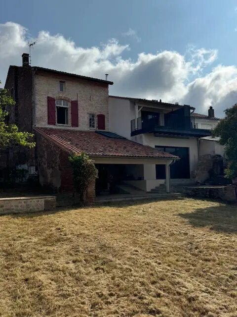 Maison à louer, 300m², Pechbonnieu