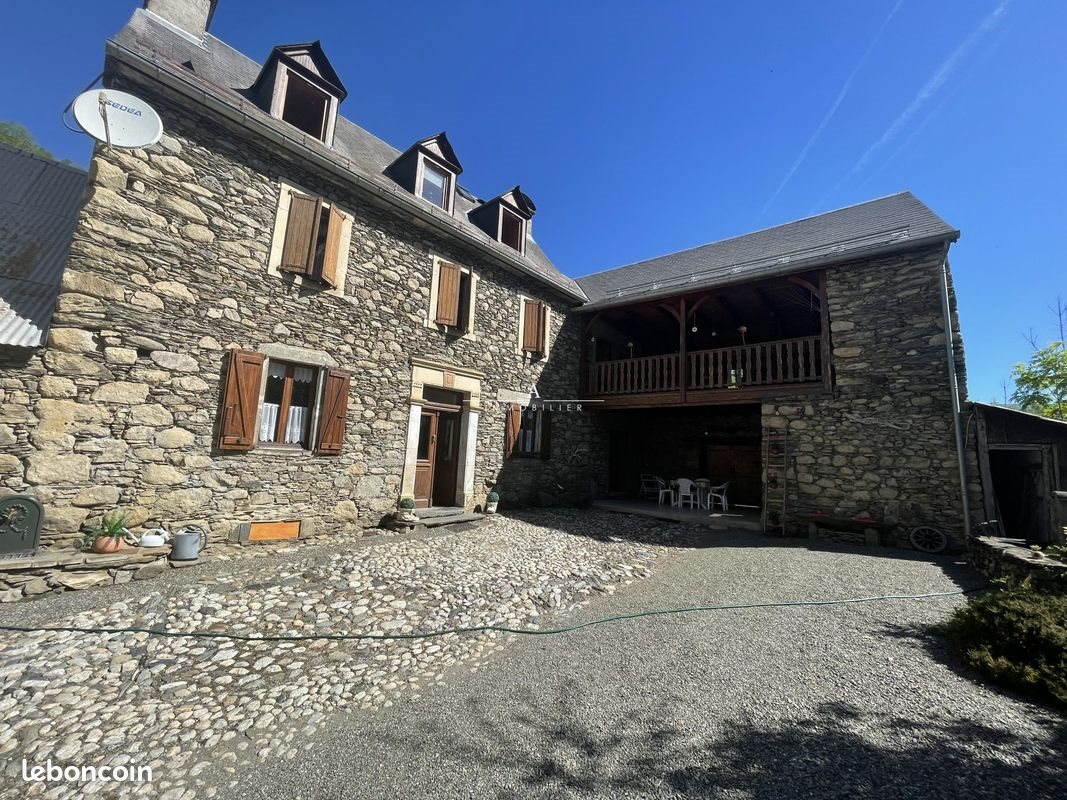 Maison à vendre, 147m², Oô