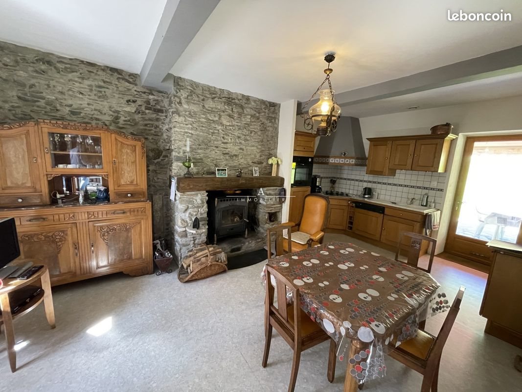 Maison à vendre, 147m², Oô