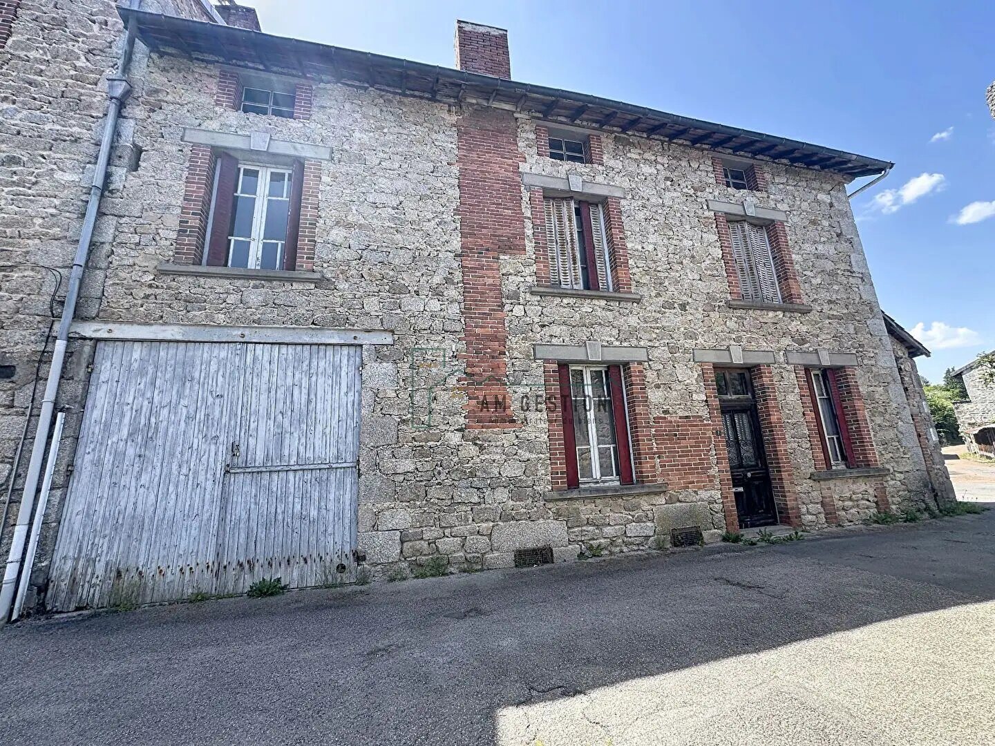 Maison à vendre, 105m², Sauviat-sur-Vige