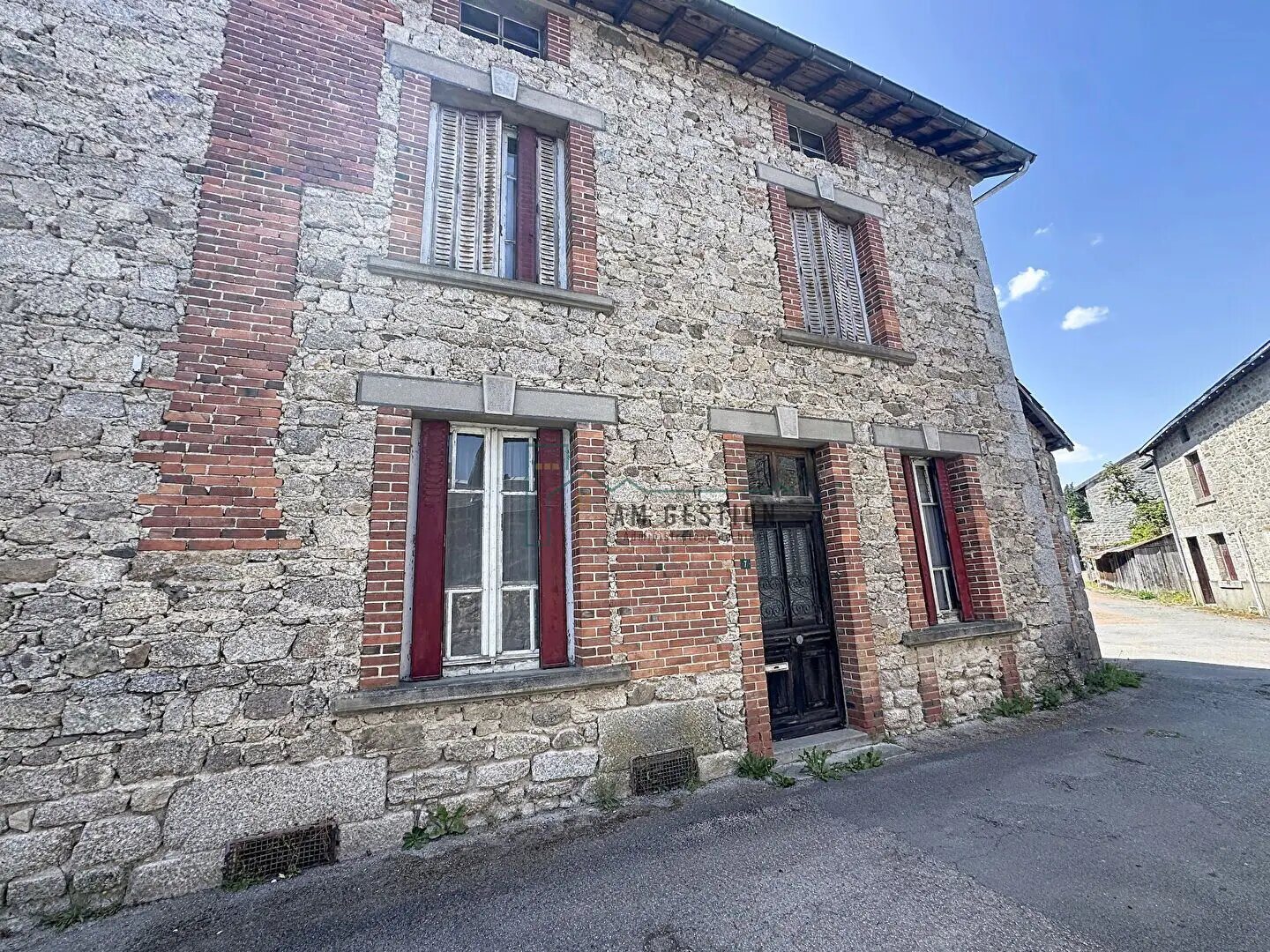Maison à vendre, 105m², Sauviat-sur-Vige
