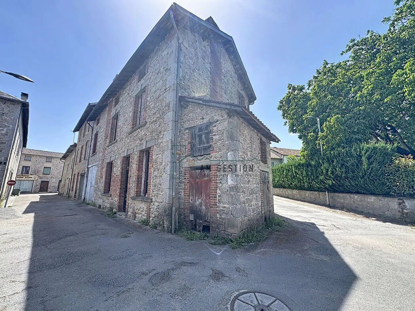 Maison à vendre, 105m², Sauviat-sur-Vige
