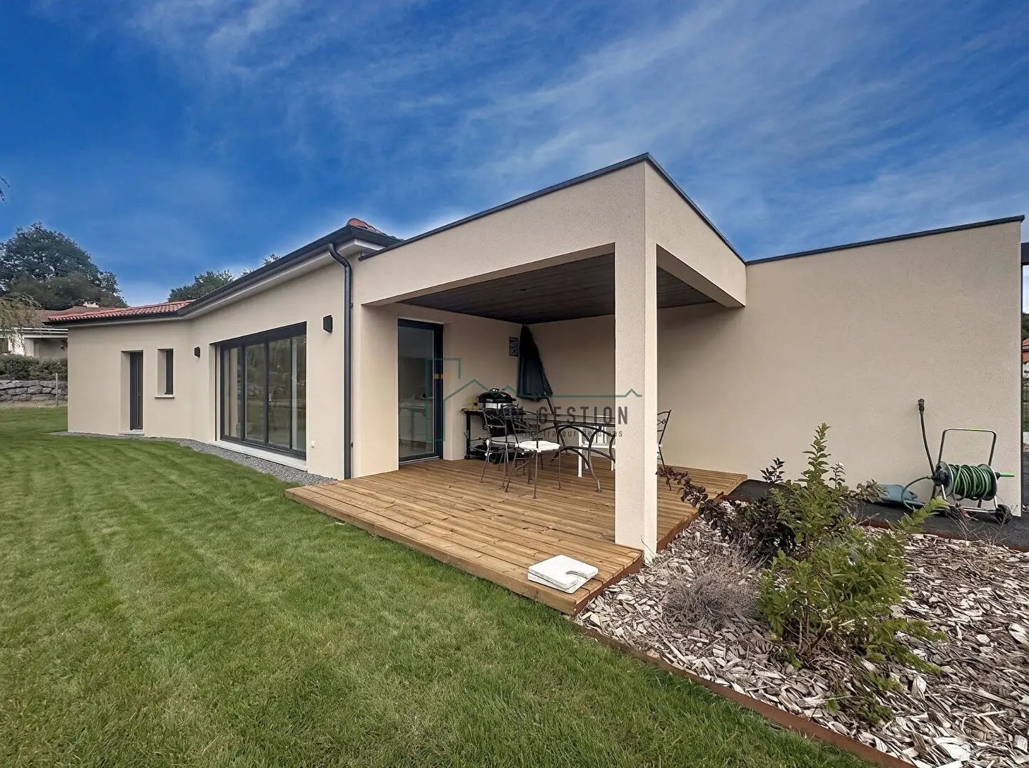 Maison à vendre, 101m², Chaptelat