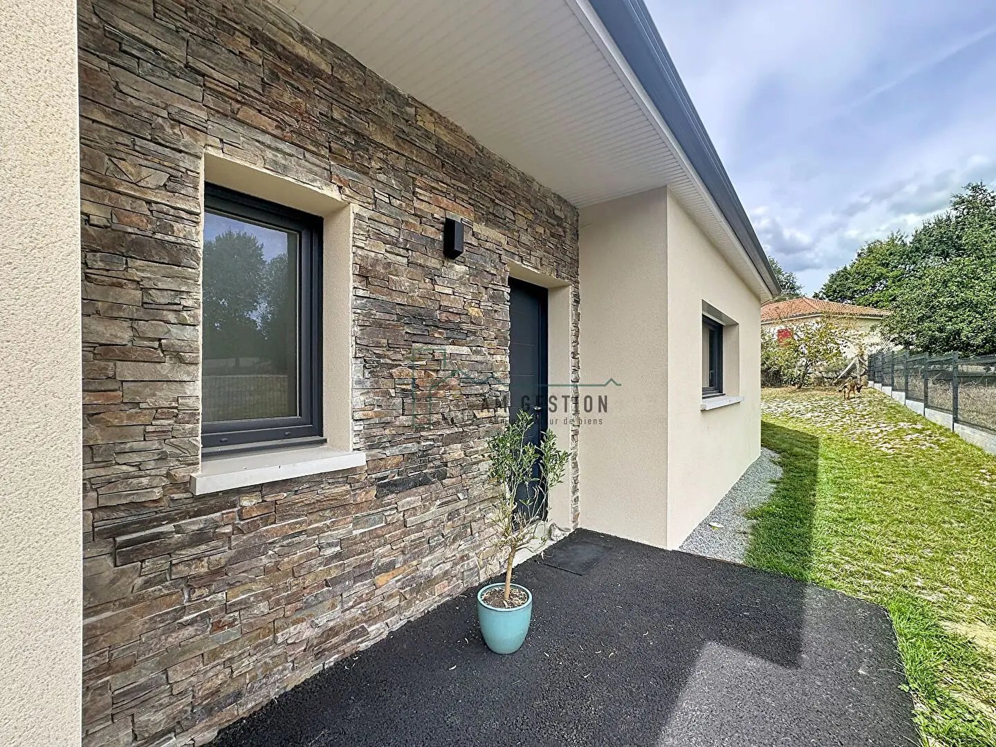 Maison à vendre, 101m², Chaptelat