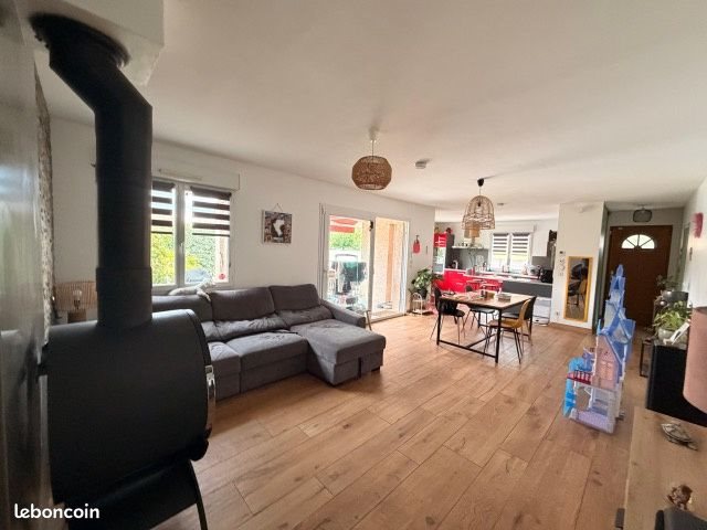 Maison à vendre, 101m², Saint-André-le-Gaz