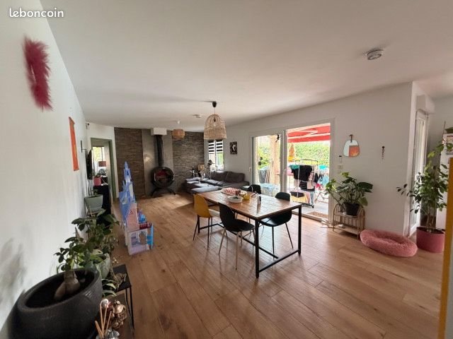 Maison à vendre, 101m², Saint-André-le-Gaz