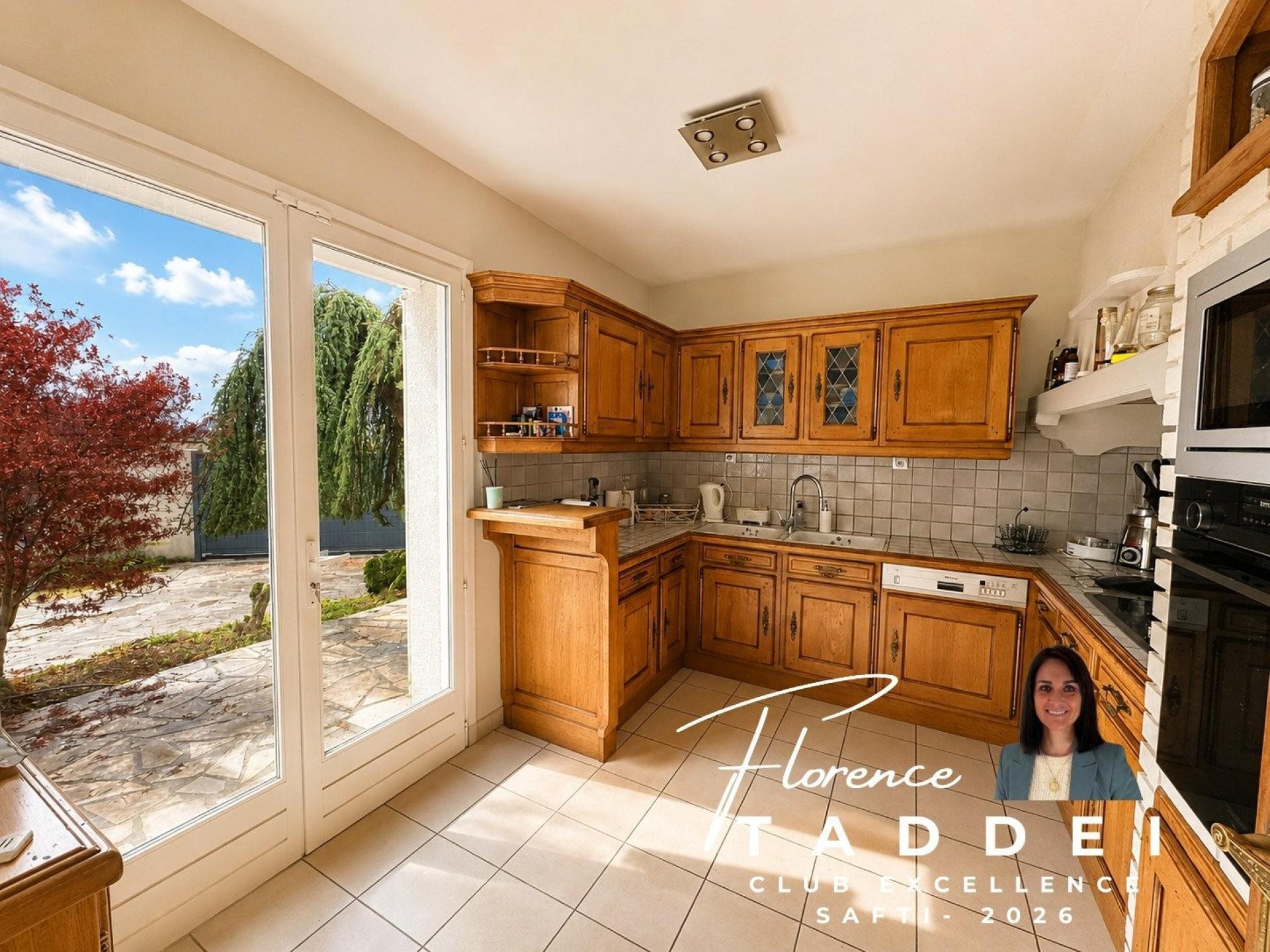 Maison à vendre, 200m², Pecqueuse
