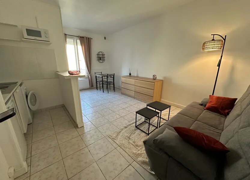 Appartement à louer, 24m², Gagny