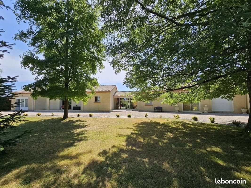 Maison à vendre, 240m², Casseneuil