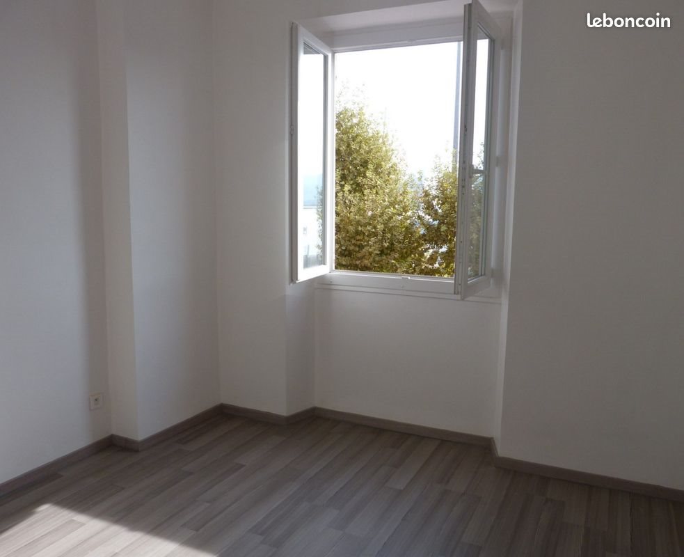Appartement à louer, 38m², Ajaccio