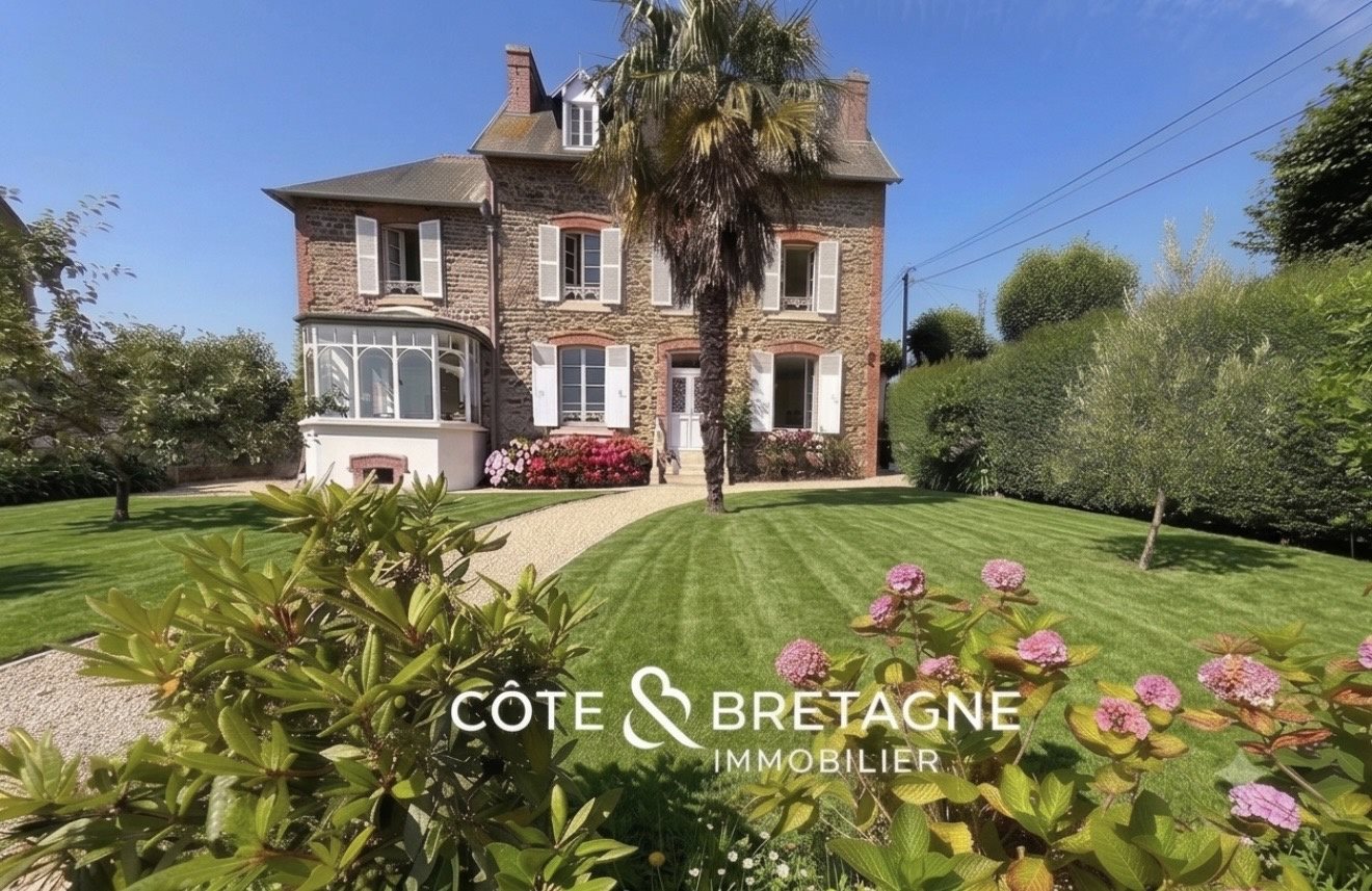 Maison à vendre, 220m², Etables-sur-Mer