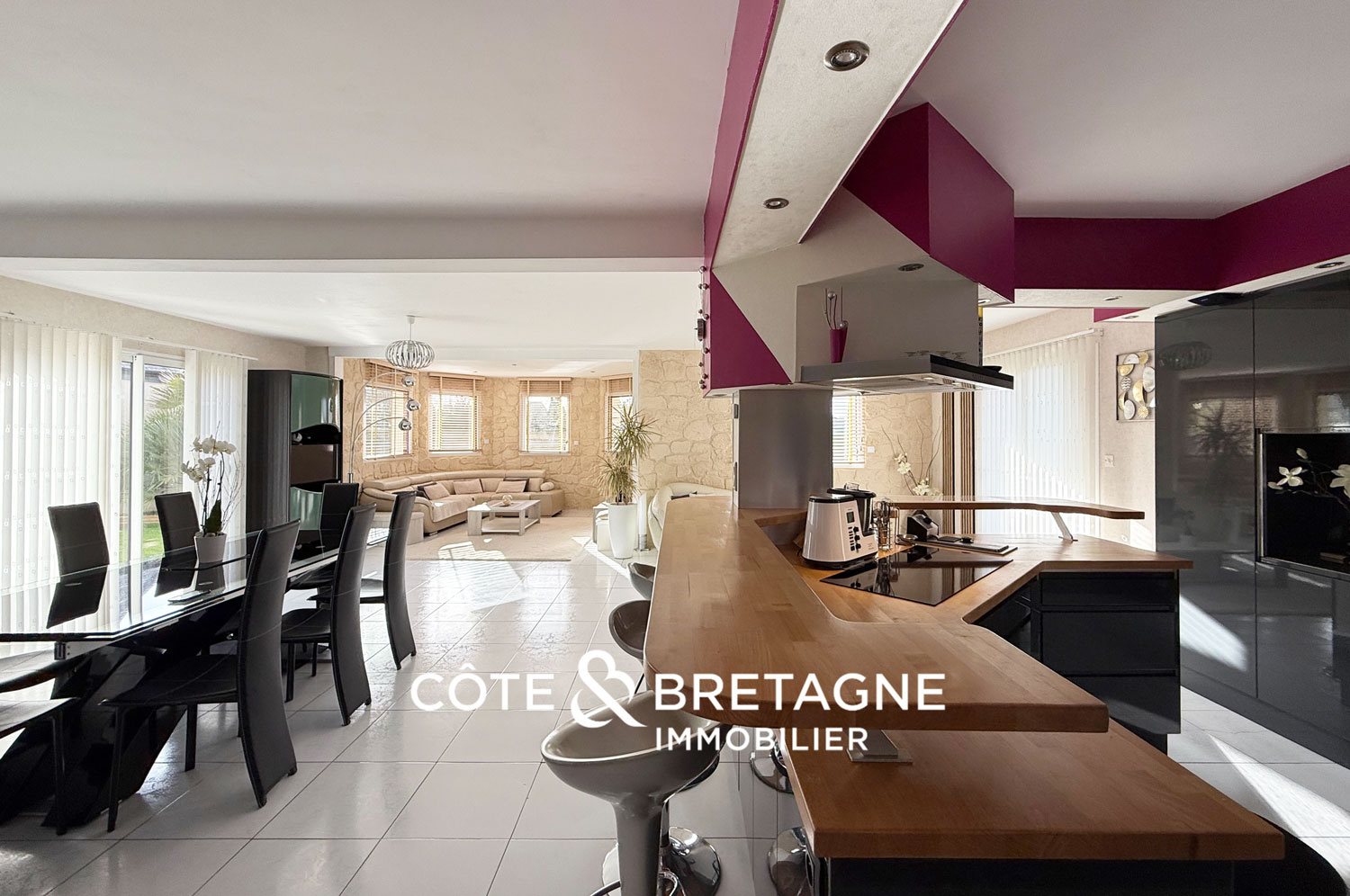 Maison à vendre, 265m², Lanvollon
