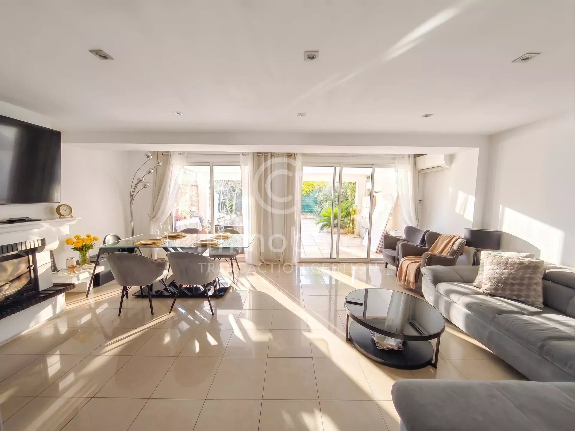 Maison à vendre, 101m², Cannes-la-Bocca