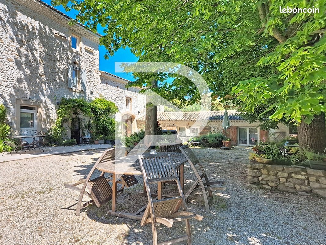 Maison à vendre, 400m², Grignan
