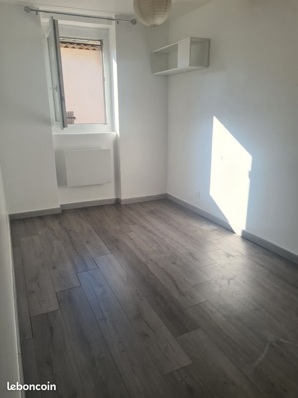 Appartement à louer, 53m², Flayosc