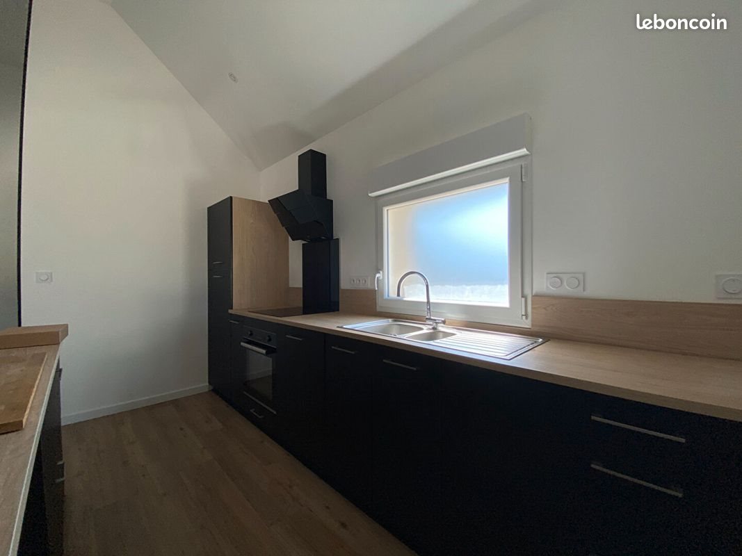 Maison à louer, 105m², Plougonvelin