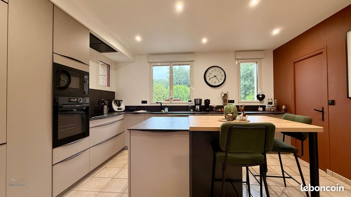 Maison à vendre, 187m², Lanrivoaré