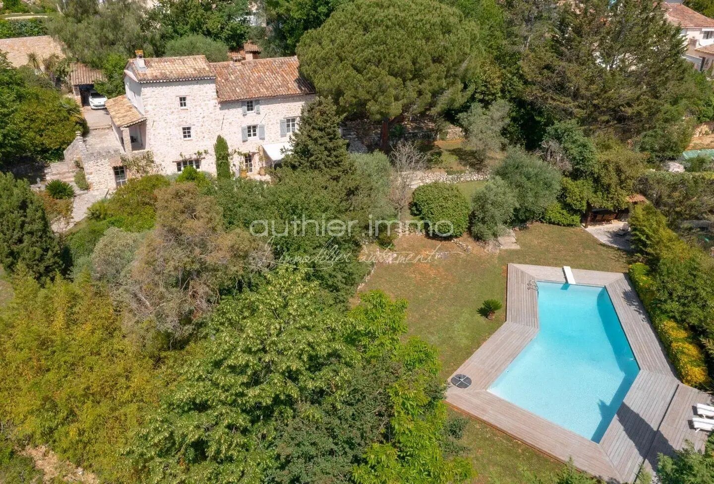 Maison à vendre, 260m², Roquefort-les-Pins
